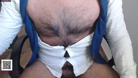 Snapshot of toaster1993 chatting on January 9, 9:01 am Leonel online show from January 9, 9:01 am