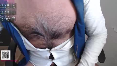 Snapshot of toaster1993 chatting on February 19, 8:54 am Leonel online show from February 19, 8:54 am