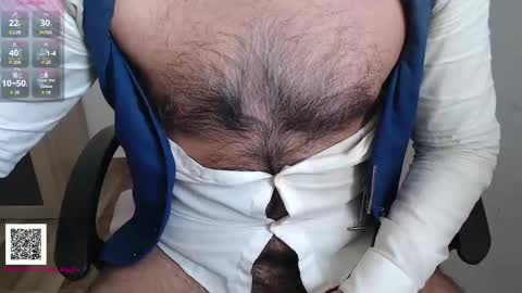 Snapshot of toaster1993 chatting on March 19, 8:18 am Leonel online show from March 19, 8:18 am