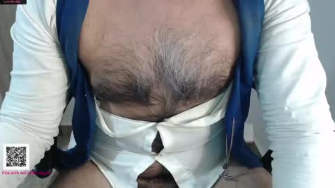 Snapshot of toaster1993 chatting on March 23, 8:35 pm Leonel online show from March 23, 8:35 pm