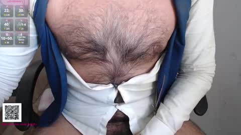 Snapshot of toaster1993 chatting on March 26, 5:07 pm Leonel online show from March 26, 5:07 pm