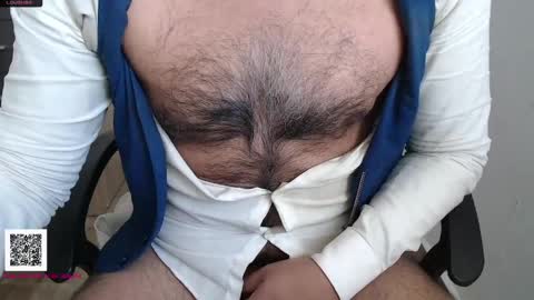 Snapshot of toaster1993 chatting on April 4, 8:01 am Leonel online show from April 4, 8:01 am