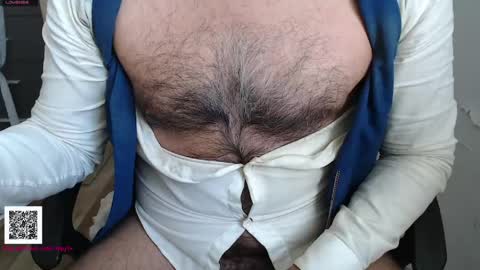 Snapshot of toaster1993 chatting on April 16, 7:09 am Leonel online show from April 16, 7:09 am