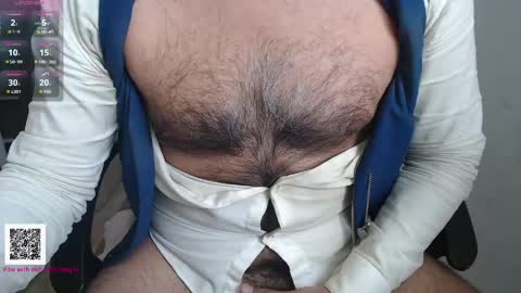 Snapshot of toaster1993 chatting on April 22, 8:28 am Leonel online show from April 22, 8:28 am