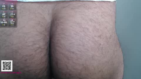 Snapshot of toaster1993 chatting on May 14, 3:52 pm Leonel online show from May 14, 3:52 pm