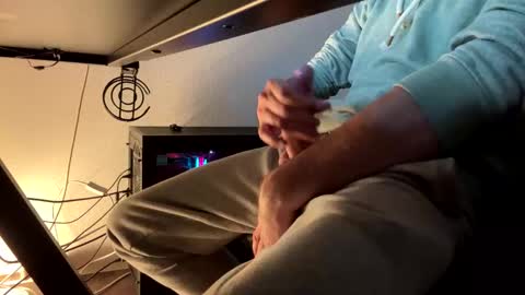 Snapshot of tobi19899 chatting on October 24, 10:06 pm Jan5676 online show from October 24, 10:06 pm