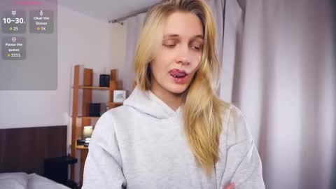 Mary online show from January 7, 7:22 am