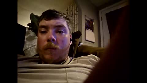 who wamts to hook up online show from April 2, 1:47 am