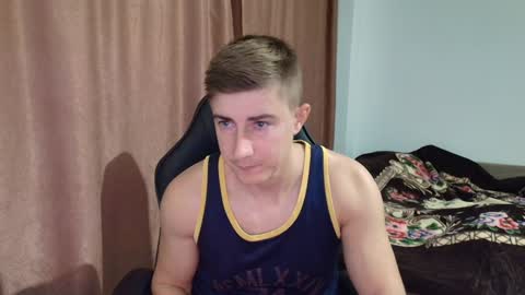 todhorny987 online show from December 5, 6:10 am