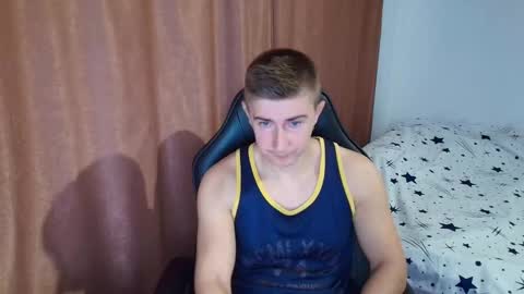 todhorny987 online show from February 18, 5:47 am