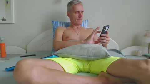 Snapshot of toffmen chatting on September 13, 5:51 am Daniel Bisexual uncut 20cm online show from September 13, 5:51 am