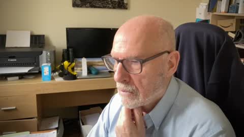 Snapshot of togbear chatting on February 24, 12:05 pm Togbear online show from February 24, 12:05 pm