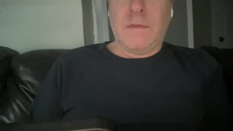 Snapshot of toggaman chatting on January 2, 4:13 pm Joshua1983 online show from January 2, 4:13 pm