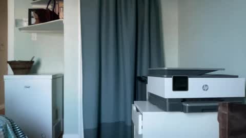 Snapshot of toggaman chatting on January 6, 9:11 pm Joshua1983 online show from January 6, 9:11 pm