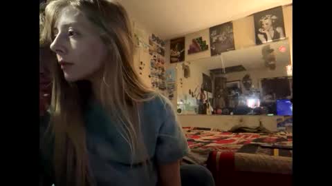 tohottohandletocoldtohold online show from February 25, 4:55 am