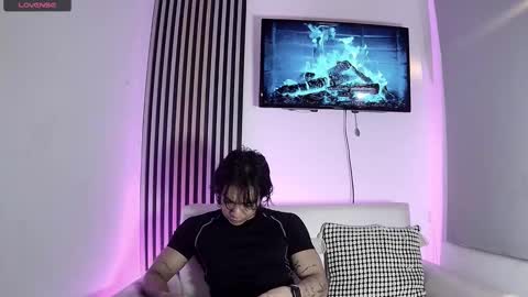 toji lee online show from November 9, 2:21 am