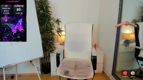 Snapshot of tokio_akali chatting on September 13, 3:28 am Tokyo online show from September 13, 3:28 am