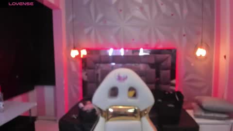Snapshot of toky_doll chatting on December 2, 3:26 am toky online show from December 2, 3:26 am