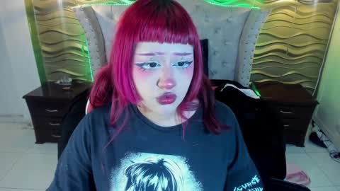 Snapshot of toky_doll chatting on February 2, 1:23 am toky online show from February 2, 1:23 am