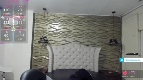 Snapshot of toky_doll chatting on February 25, 6:53 pm toky online show from February 25, 6:53 pm