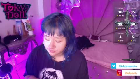 Snapshot of toky_doll chatting on October 3, 7:44 pm toky online show from October 3, 7:44 pm