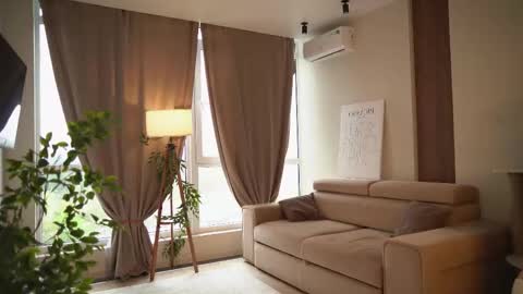 tokyo_n online show from April 19, 9:52 am