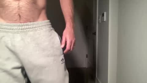 Snapshot of tokyodude12 chatting on December 20, 7:15 am The Beekeeper online show from December 20, 7:15 am