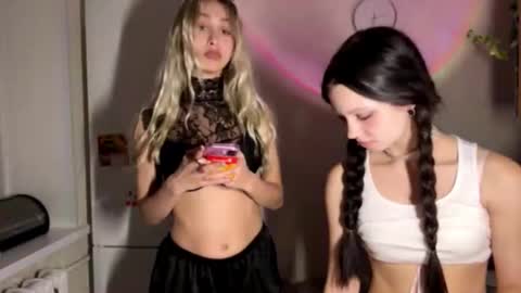 Snapshot of tokyoprojject chatting on September 20, 6:42 pm tokyoprojject online show from September 20, 6:42 pm