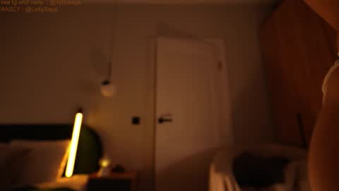 Snapshot of tollysage chatting on November 27, 7:05 pm Sage. TG channel online show from November 27, 7:05 pm