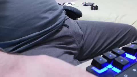 Snapshot of toloneo1 chatting on March 20, 1:43 am toloneo1 online show from March 20, 1:43 am