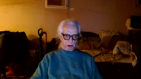 tom112292014 online show from December 23, 2:42 am