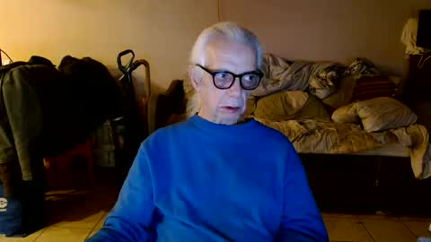 tom112292014 online show from March 23, 7:29 pm