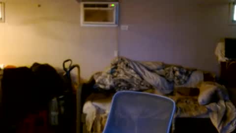 tom112292014 online show from May 15, 8:49 pm