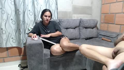 tom and lazzie online show from January 15, 5:29 am