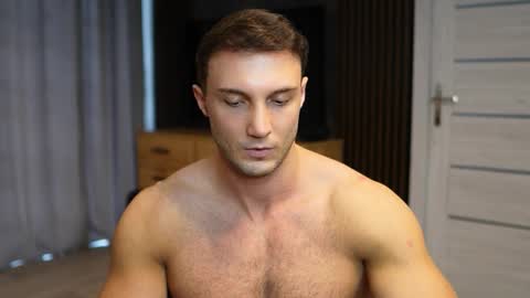 Snapshot of tom_fordd chatting on September 10, 6:02 am Tom online show from September 10, 6:02 am