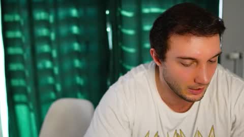 Tom online show from March 18, 7:11 am