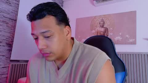 Tom muscle1 online show from April 16, 11:55 am