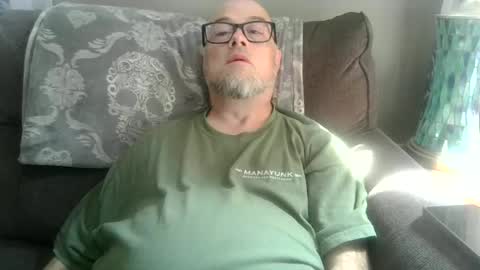 Snapshot of tom_nsfw chatting on June 29, 2:50 pm tom online show from June 29, 2:50 pm