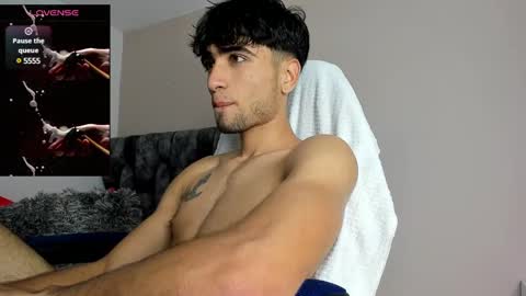 tom online show from January 29, 11:25 pm