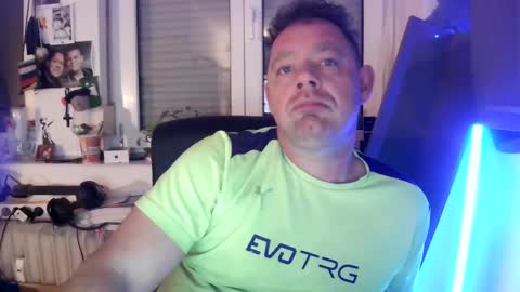 tomame_ online show from December 16, 3:08 am