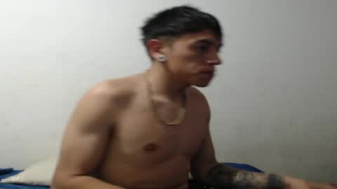 tomas_turbado_ online show from April 19, 6:35 am