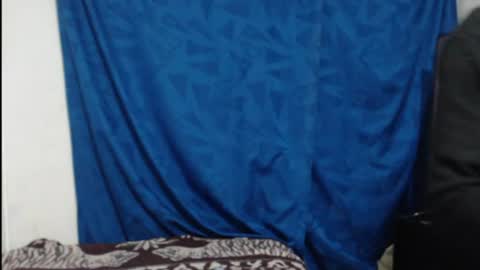 Snapshot of tomas_turbado_ chatting on July 18, 1:10 am tomas_turbado_ online show from July 18, 1:10 am