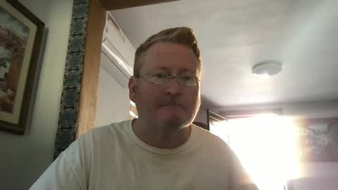 Hola online show from December 5, 4:34 pm