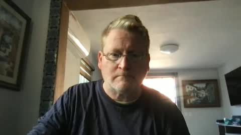 Hola online show from January 14, 10:02 pm