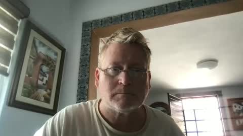 Hola online show from February 11, 9:14 pm