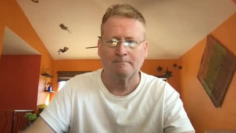 Hola online show from March 11, 4:07 pm