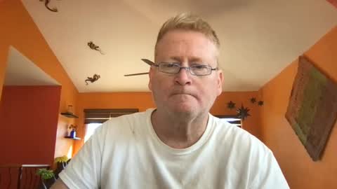 Hola online show from March 12, 4:13 pm