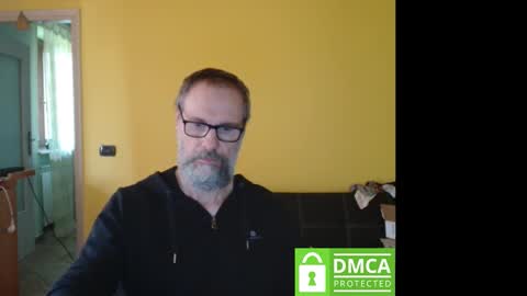 Snapshot of tomasmilian77 chatting on October 29, 8:38 am Tomas Milian online show from October 29, 8:38 am