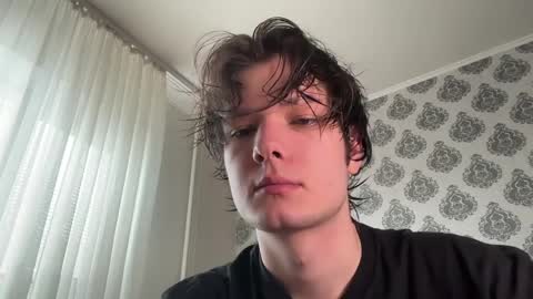 Tomas online show from April 2, 7:06 am