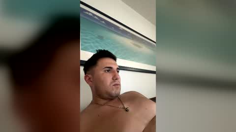 Snapshot of tomassshelby chatting on July 5, 9:22 pm tomassshelby online show from July 5, 9:22 pm